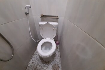 spot on 93283 sengon kostel syariah