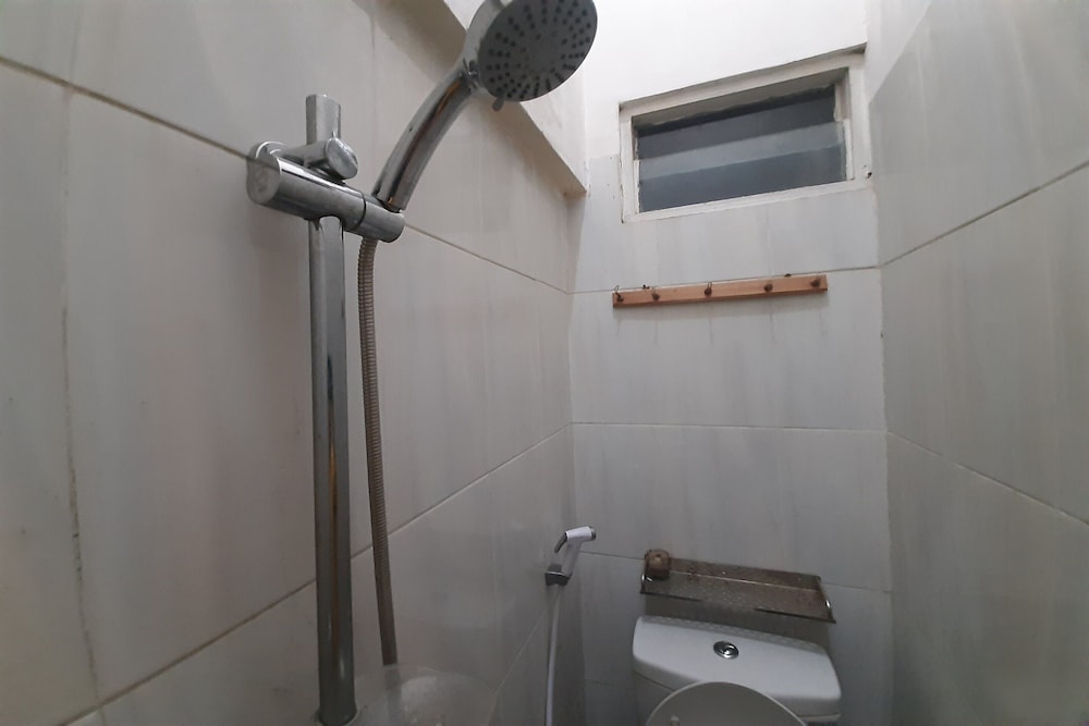 spot on 93283 sengon kostel syariah