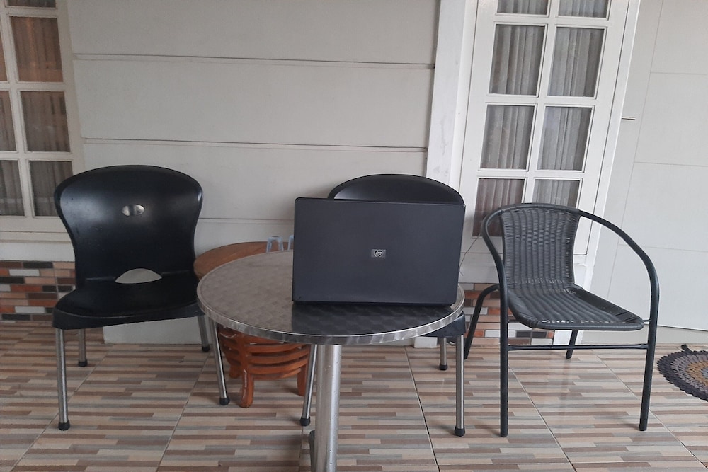 spot on 93283 sengon kostel syariah