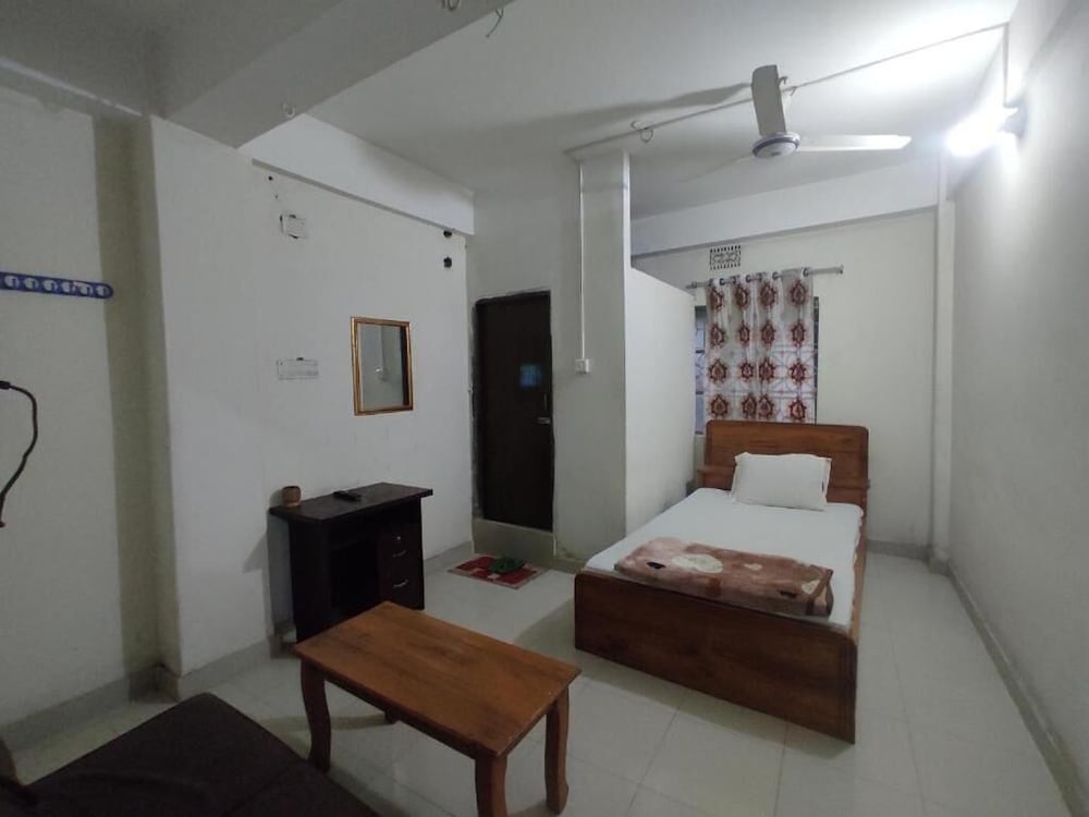hotel labbaik farmgate