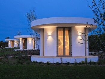 retiro costina wellnessandvillas