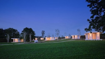 retiro costina wellnessandvillas