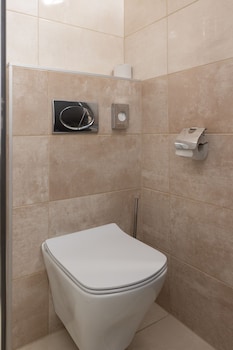 bubble hotel and event center