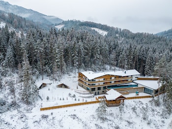 spa and wellness hotel fitak