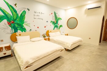 apple house and coffee