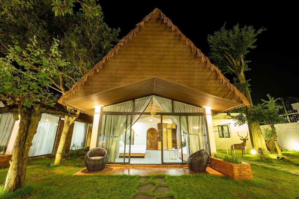 apple house and coffee