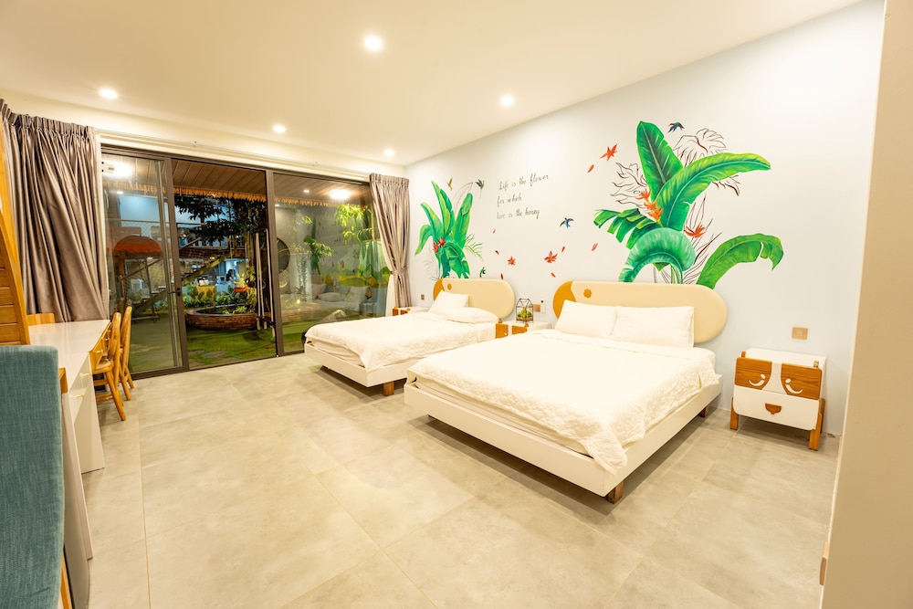 apple house and coffee