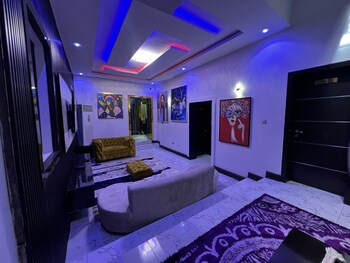 hq apart hotel