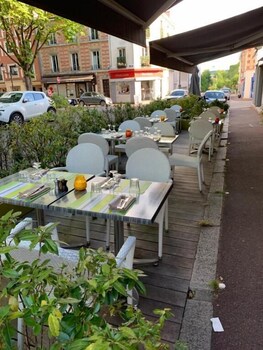 hotel paris vesinet logis hotel restaurant