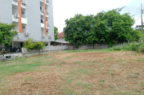 na nont apartment pak kret