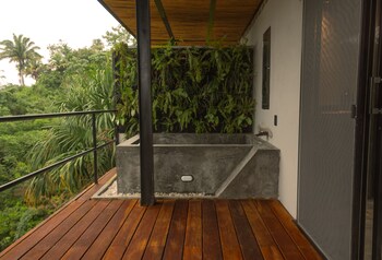 casa xue alma lodge