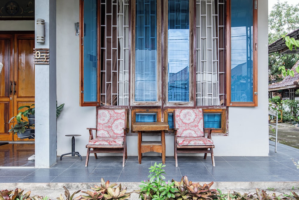 spot on 93430 delta bnb residence syariah