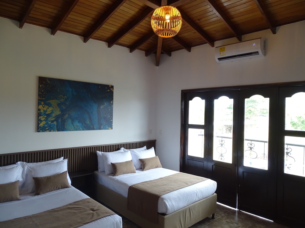 hotel palmas de alcala