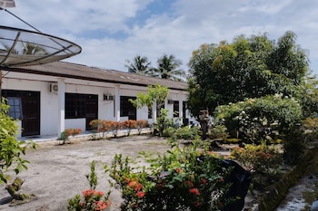 spot on 93535 pondok gusang kuala near pelabuhan h basran