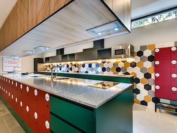 livensa living studios valencia viveros