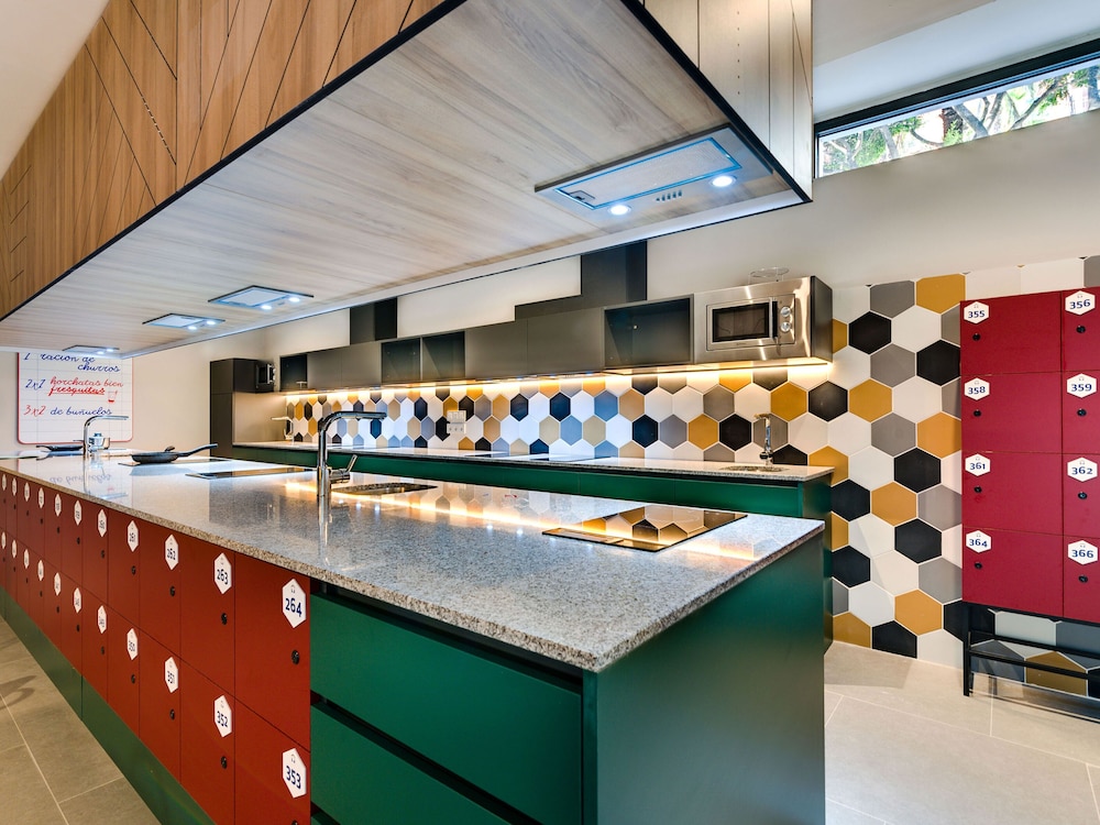 livensa living studios valencia viveros