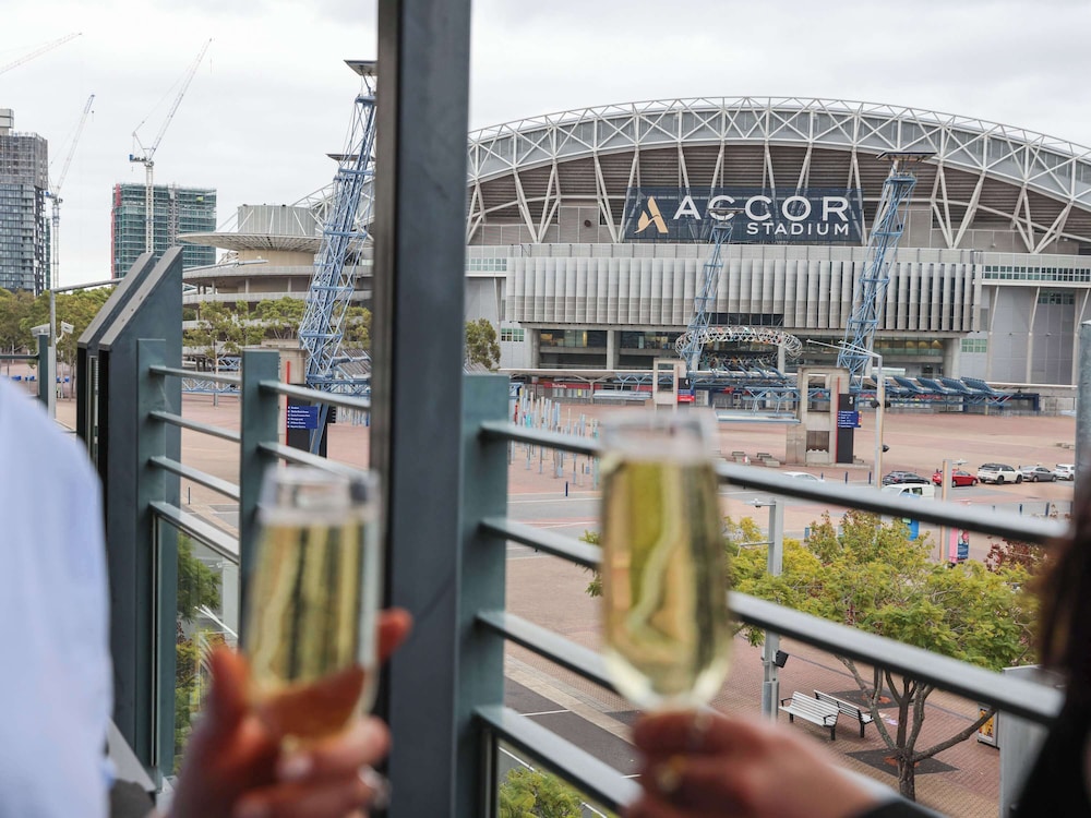 ibis sydney olympic park