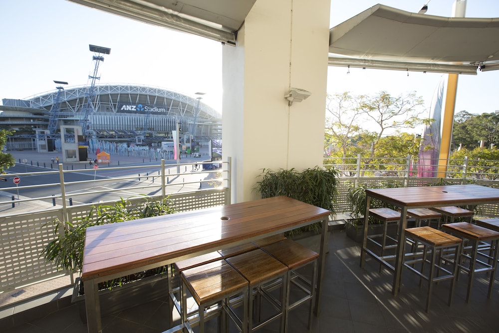 ibis sydney olympic park