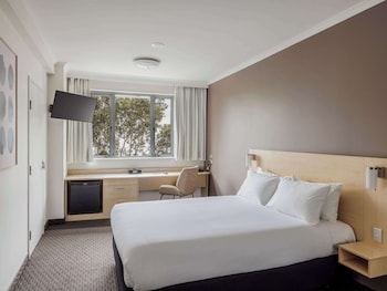 ibis sydney olympic park