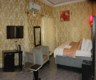 rizz park hotel and event center