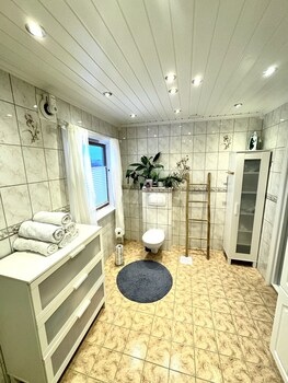 just like home bed and spa