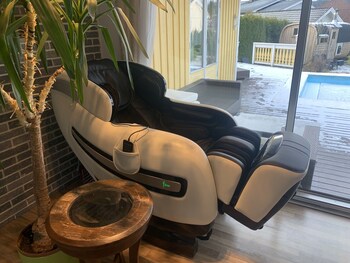 just like home bed and spa