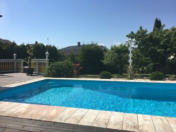 just like home bed and spa