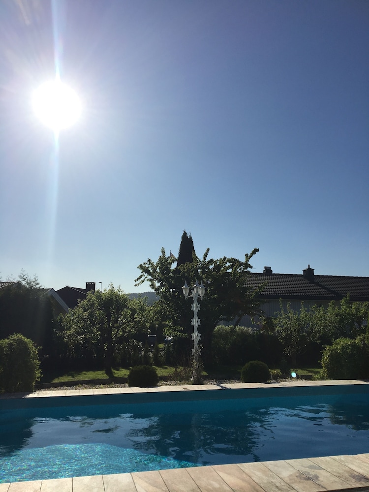 just like home bed and spa