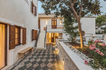 teresa spetses