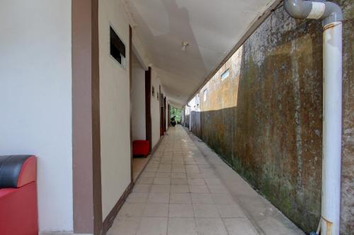 spot on 93557 juan kostel 2