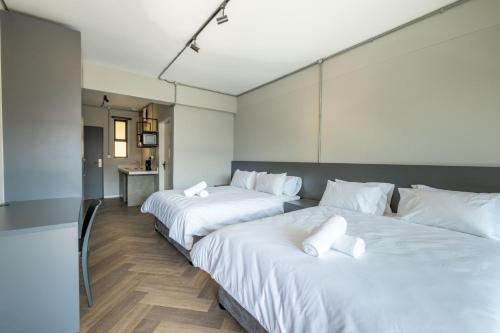 inn and out plus