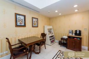 royal seasons hotel taipei nanjing west