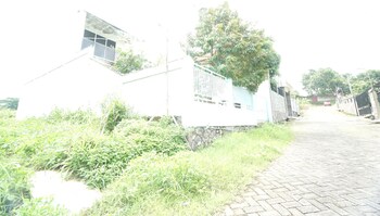 spot on 93612 kencana homestay syariah near masjid al barokah kanyuran