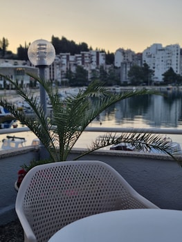 hotel tolero