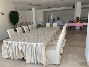 hotel tolero