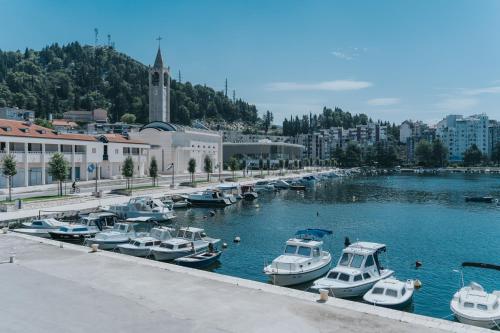 hotel tolero