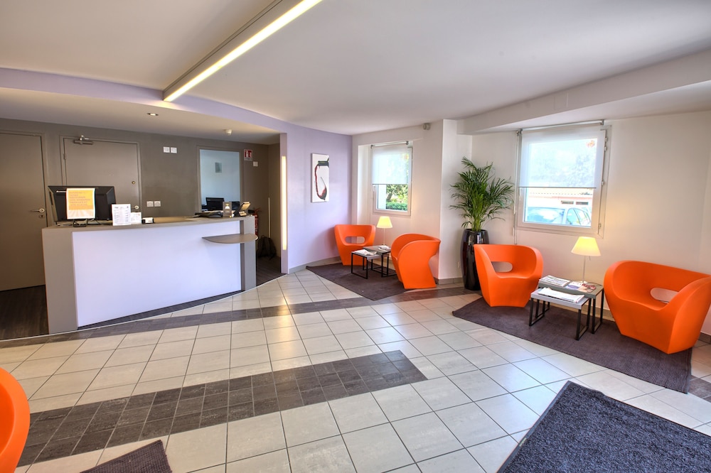 hotel formules club bordeaux cenon