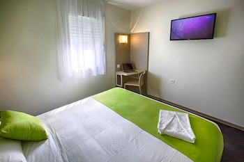 hotel formules club bordeaux cenon