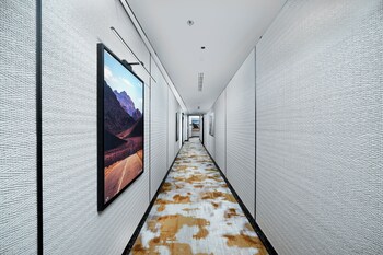 Larichy Hotel,,1 star