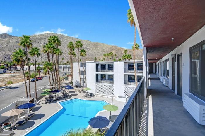 the dunes hotel