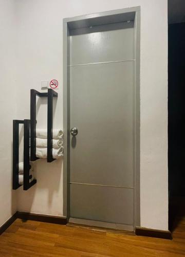 oyo 90928 hi homestay