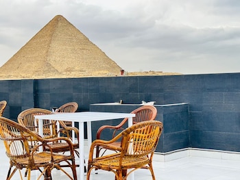 Prince Pyramids Inn,13 Gamal Abd-Elnasser Street,3 star