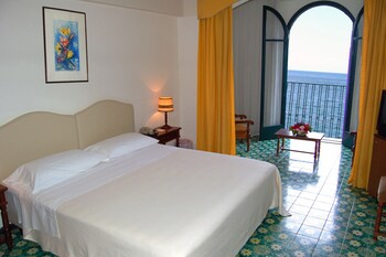 hotel lido mediterranee