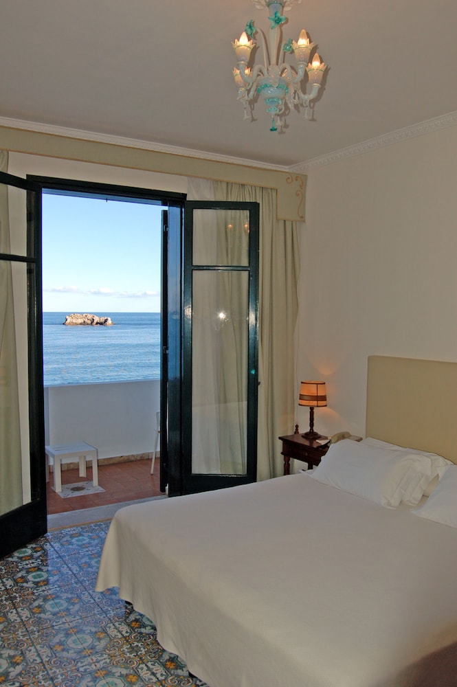 hotel lido mediterranee