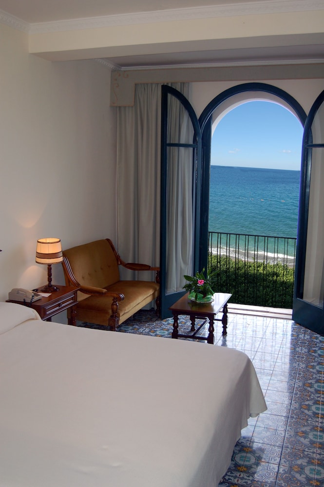 hotel lido mediterranee
