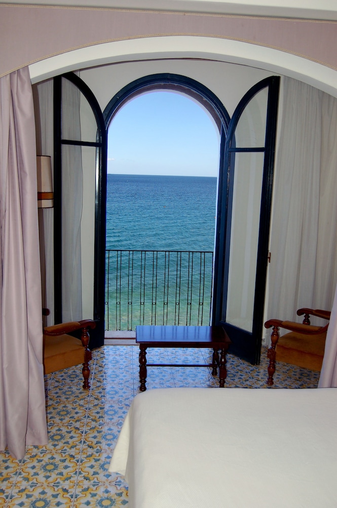 hotel lido mediterranee