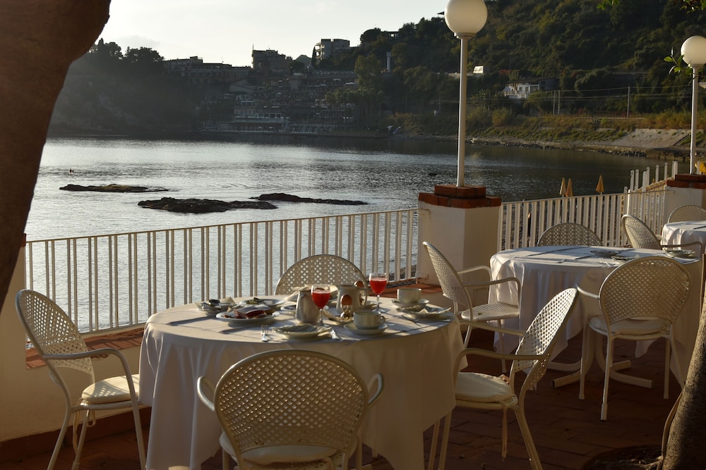 hotel lido mediterranee