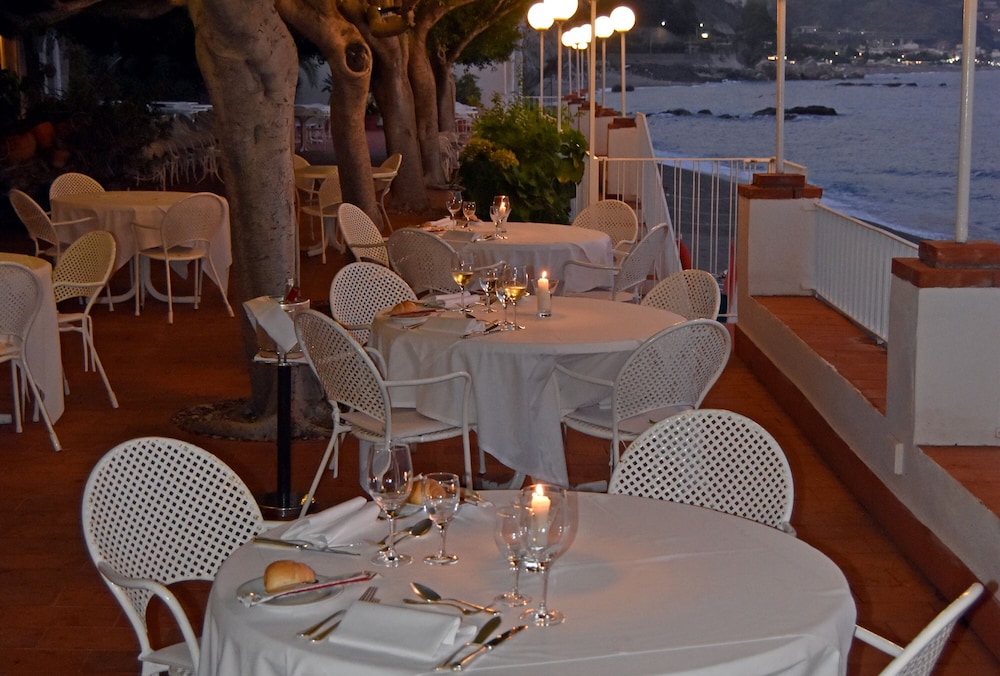 hotel lido mediterranee