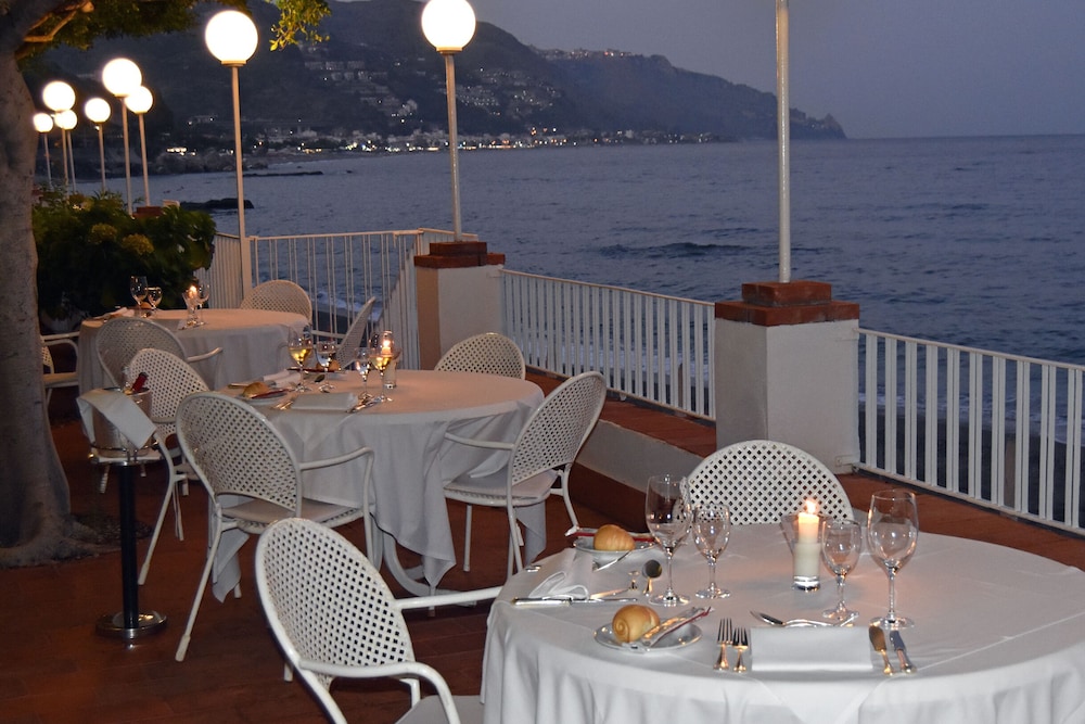 hotel lido mediterranee