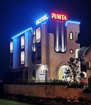 punita hotel
